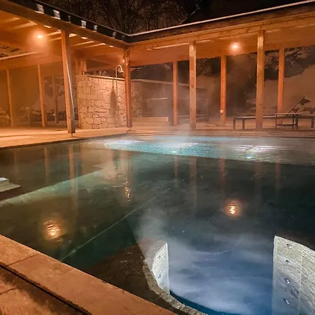 아파트 Luxus-mountain-suite Rocca Bella Mit Dampfbad & Saisonalem Aussen-pool